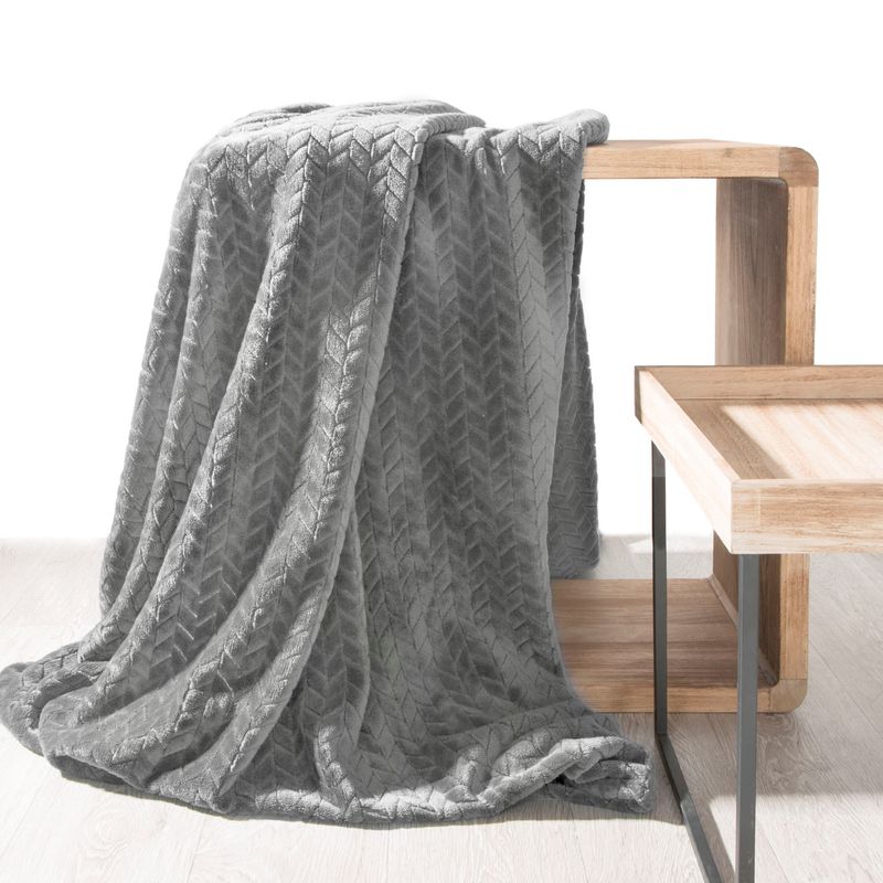 Jednofarebná deka - Cindy šedá (Rozmer deky: š. 200 cm x d. 220 cm)